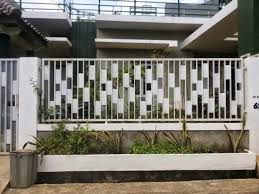 Contoh Gambar Pagar Besi Minimalis Trend 2018 Bentukpagarbesi Desainpagarbesi Gambarpagarbesi Modelpagarbesi Pagarbesi Minimalis Besi Pagar