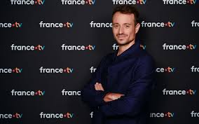 Hugo Clément Débarque à «Quelle Époque!»: Ce Que Vous DEVEZ Savoir!