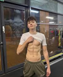 danielxtwink - Fleshbot
