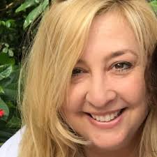 Amber Larkin (@AmberALarkin)