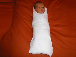 Reduzieren sie das risiko, dass das baby sich erkältet. Pucken Wikipedia