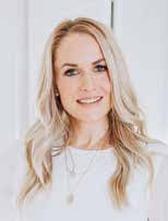 Cari Watson's Instagram, Twitter & Facebook