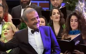 Efsane cengiz baba ve kızı aylin. Cghb 2 Yilbasi Konugu Cengiz Kurtoglu Kimdir Cok Guzel Hareketler Bunlar Cengiz Kurtoglu Kac Yasinda Nereli Haberler