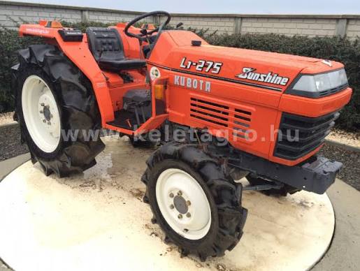 Kubota L1-275 Tractor