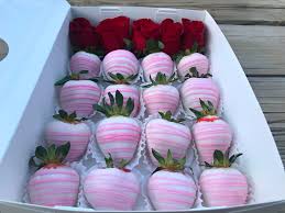 Pink Birthday Chocolate Covered Strawberries Chocolate Covered Strawberries In 2020 Chocolate Covered Strawberries Bouquet Chocolate Covered Strawberries Chocolate Covered