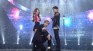 All about sbs inkigayo mcs got7 jinyoung, blackpink jisoo, and. New Inkigayo Mcs Jisoo Doyoung And Jinyoung Perform A Special Stage Asian Junkie