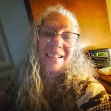 Eliane Mariah Lemos（@mariah.uca）的Reels · 2024年2月13日