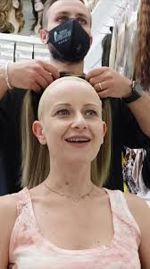 ⚠️SPOILER⚠️ È una PARRUCCA‼️.Parrucca con attaccatura naturale, per un  effetto realistico#shopparrucche #parrucca #parrucche #alopecia #chemio  #parruccanaturale #negoziodiparrucche #chemioterapia ...