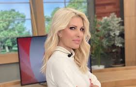 A post shared by @ elenimenegaki on dec 28, 2018 at 12:13am pst Elenh Menegakh Oi Seires Kai Oi Ekpompes Apo To 1990 Ews Shmera Lifo