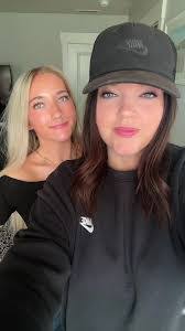 Lisa Leavitt's Instagram, Twitter & Facebook