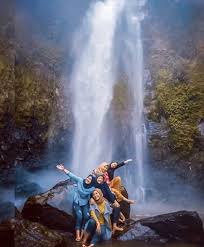 Harga tiket masuk air terjun dlundung masih sangat terjangkau. Air Terjun Kota Tinggi Harga Tiket