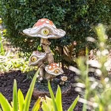 Sie wollen vielleicht ihre innere freude auch durch eine frische dekoration ausdrücken? Gartenfigur Pilz Gruslige Pilzfigur Dekoration Garten Terasse Gartendeko Garten Deko Gartendekoration