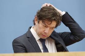 Zu besuch bei dem berliner virologen, der den erreger kennt christian drosten hat den test für das coronavirus entwickelt, berät die regierung und erklärt den. Frqstc7hwxbytm