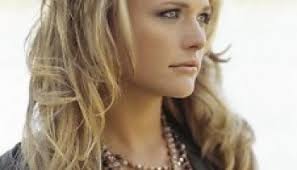 Single Review: Miranda Lambert, “Over You”