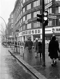 Berlin 1966 Die Karl Marx Strasse Ecke Boddinstrasse Mit Aschinger Neukoelln West Berlin East Berlin Berlin