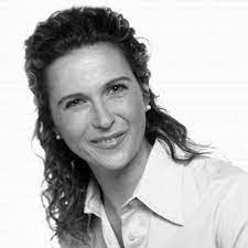 Claudia Stephenson's Instagram, Twitter & Facebook