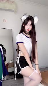 福利姬coser (@waiwei_1090)  X