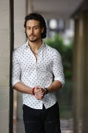 Pin On Bollywood Actors