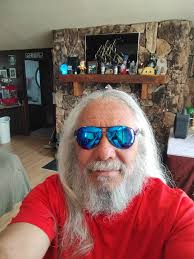 People been asking me to share my hippie photos so here it is.