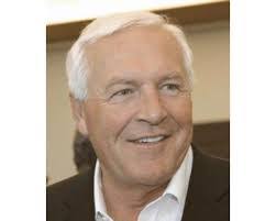 Randall Goss's Instagram, Twitter & Facebook