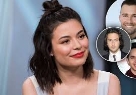 Miranda cosgrove was born in los angeles, california on may 14 th, 1993.when she was three years old, she was singing and dancing in a restaurant called taste of la. Miranda Cosgrove Boyfriend Guide To Love Life And Relationships