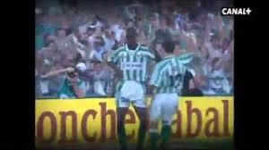 El nigeriano celebraba los goles en el betis con un sombrero cordobés. Finidi Jugando En El Betis Anos 1996 2000 Youtube