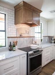 37 Ideas Farmhouse Trim Baseboards Joanna Gaines Fixer Upper Kitchen Joanna Gaines Kitchen Upper Kitchen Cabinets