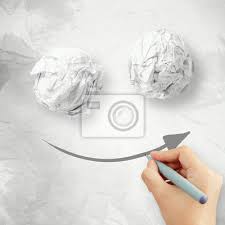 Hand Zeichnen Lacheln Gesicht Pfeil Und Zerknittertes Papier Fototapete Fototapeten Zerknittert Falten Gefaltet Myloview De