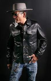 Black Leather Trucker Jacket In 2021 Rocker Style Men Stylish Leather Jacket Leather Jacket Outfits