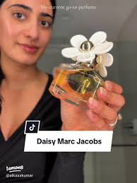 Marc Jacobs Daisy Pop Perfume Review: A Versatile Fragrance