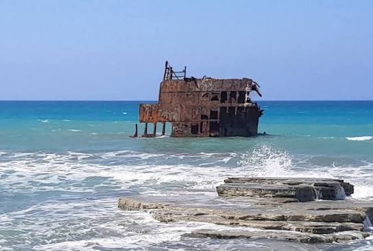 Mav Achaios shipwreck in Akrotiri marine area