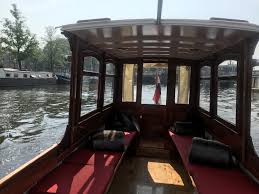 Inside Of The Delphine It Is Possible To Open The Roof When The Weather Is Nice But Don T Worries In Winter The Boat Is Closed A Peniche Amsterdam Croisiere