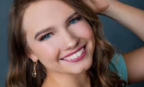 Meet Nicole Clements