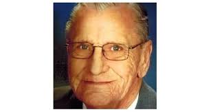 Kenneth Houzenga Obituary (2018)