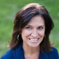 Susan Vieth — Reviews & Property Sales