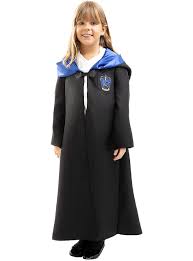Es besteht zum einen aus der typischen grauen strickjacke der zauberschülerin, zum anderen aus. Harry Potter Ravenclaw Kostum Fur Kinder Have Fun Funidelia