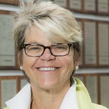 Claudia Graham's Instagram, Twitter & Facebook