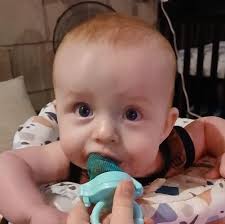 Sims 4 character's chaotic experience with werewolf and fire