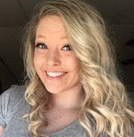 Courtney Akers's Instagram, Twitter & Facebook