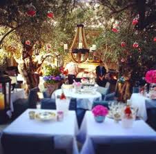 A Peek At Lisa Vanderpump S Pump Lounge Lisa Vanderpump Vanderpump Vanderpump Style