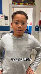 What's your earliest holiday memory? ✨ ☃️ During our holiday celebration,  we invited I Schoolers to share the memories and traditions that make this  season meaningful to them. 🥰