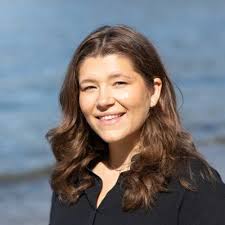 Julia Kreiner (@jmkreiner)