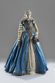 Pulp Fashion The Art Of Isabelle De Borchgrave Historical Dresses Renaissance Fashion Paper Dress