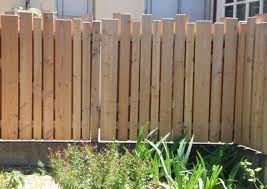 Clotureboisplanchesverticalesdouglaspalissade3 Clotureboisplanchesverticalesdouglaspalissade3 Garten Zaun Ideen Paletten Garten Garten Bepflanzen