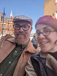 Kootenays 1 or 2 bedroom rental for family of 3