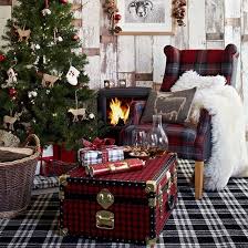 Christmas Living Room Decorating Ideas To Get You In The Festive Spirit Avec Images Deco Noel Cheminee De Noel Decoration Noel