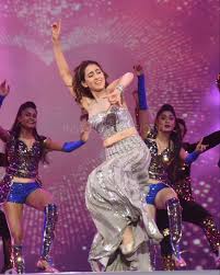 Image May Contain 3 People People Dancing And People Standing Most Beautiful Bollywood Actress Sara Ali Khan Bollywood Actress Hot Photos