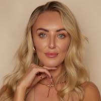 80+ "Lucy Hunter" profiles