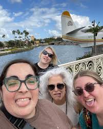 Taylor Dunlap (@taydoingdisney) • Instagram photos and videos