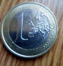 8, 60 euro cenți( deci nu euro) înseamnă aproximativ 38 de bani. Cat InseamnÄ Un Eurocent Brainly Ro